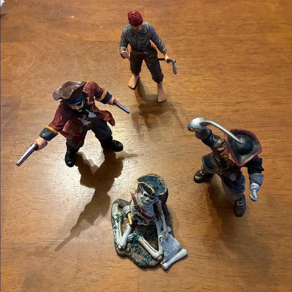 Safari Ltd Pirates Lot of 4